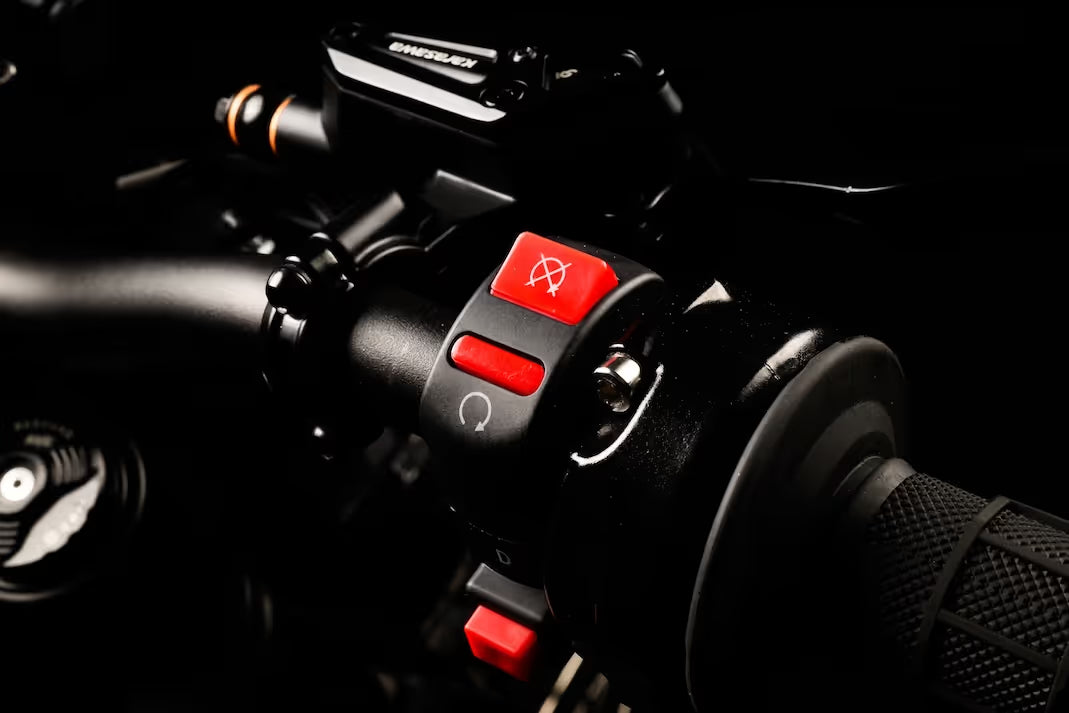 RAWRR Mantis X PRO | 72V 35Ah 15kW 65mph | Electric Dirt Bike