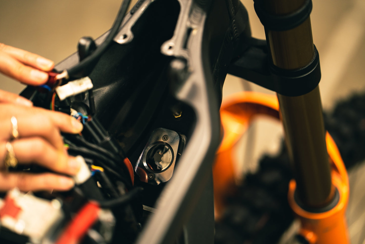 Horn Delete AirTag Stash | Sur Ron Light Bee X | By Prickly Motorsports