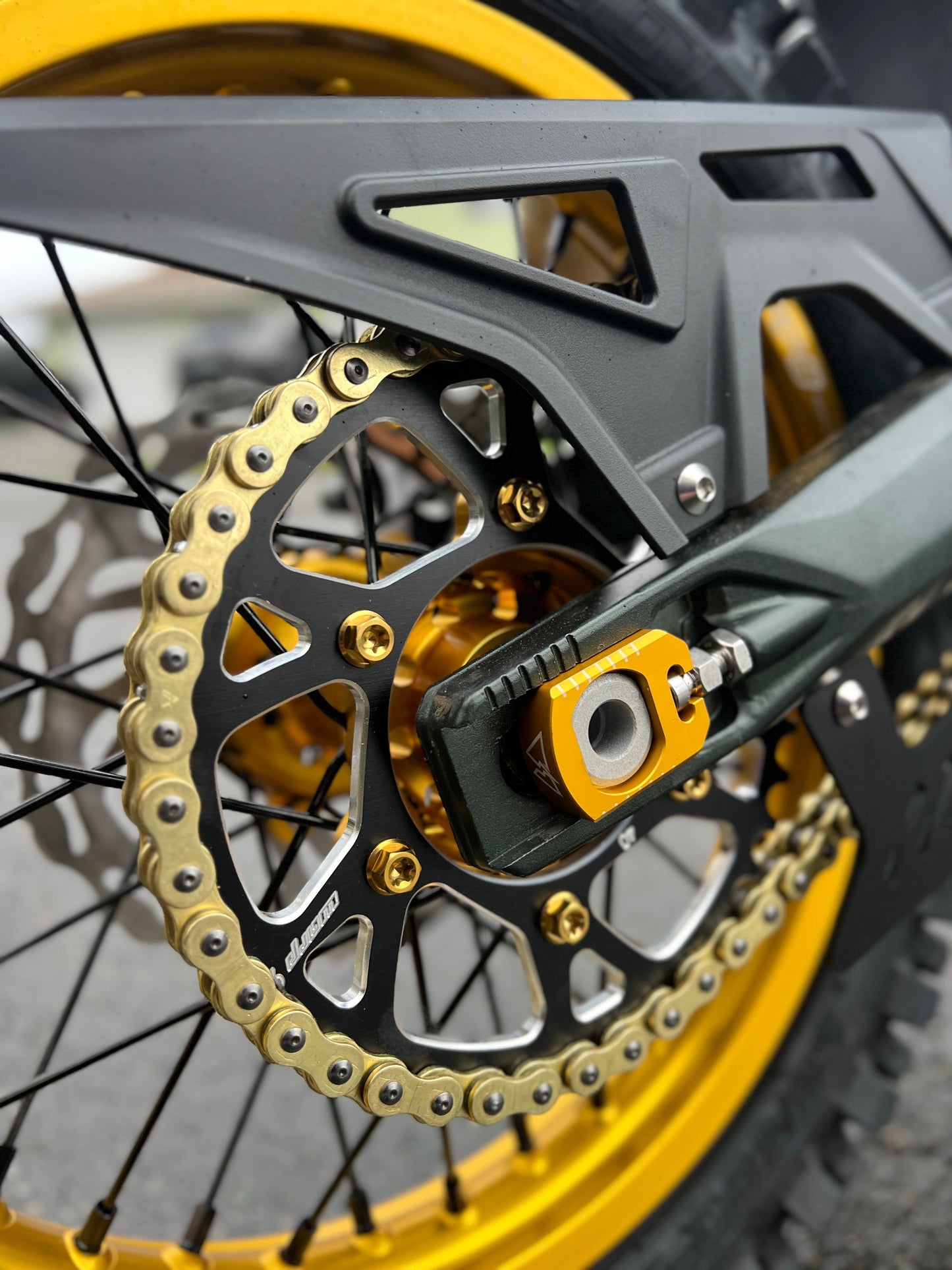 PSM Surron Ultra Bee Axle Blocks - REVRides