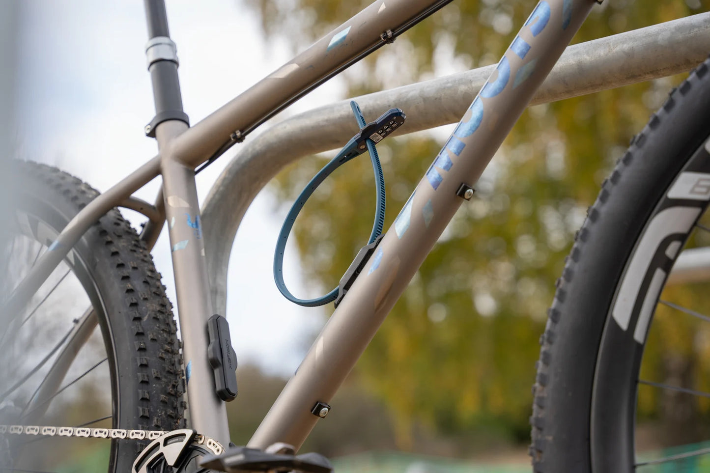 Hiplok Z LOK COMBO – Lightweight Steel-Core Combination Lock with Frame Bracket- For E-Bikes, E-scooters, E-motos