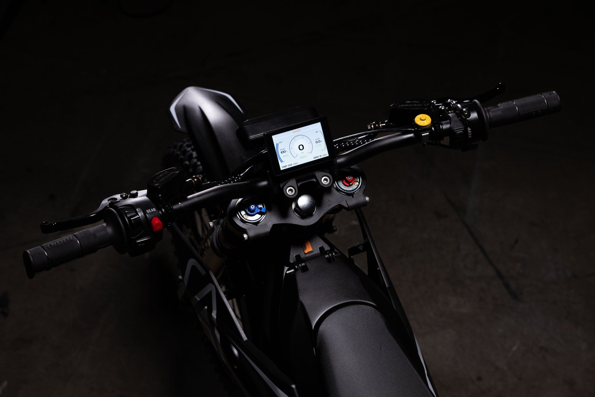 Altis Sigma Display and handlebars