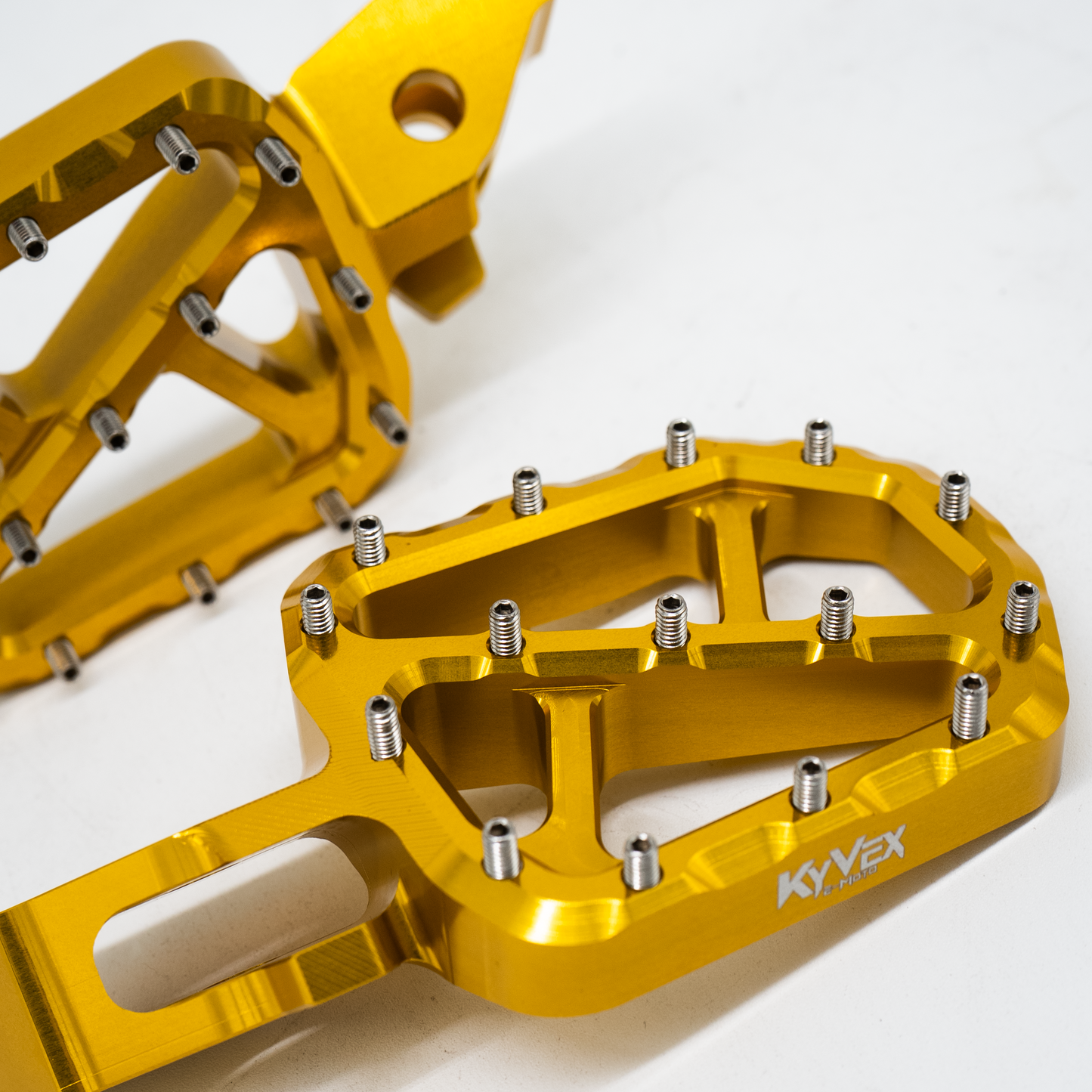 Kyvex Billet Wide Foot Pegs | Surron Ultra Bee