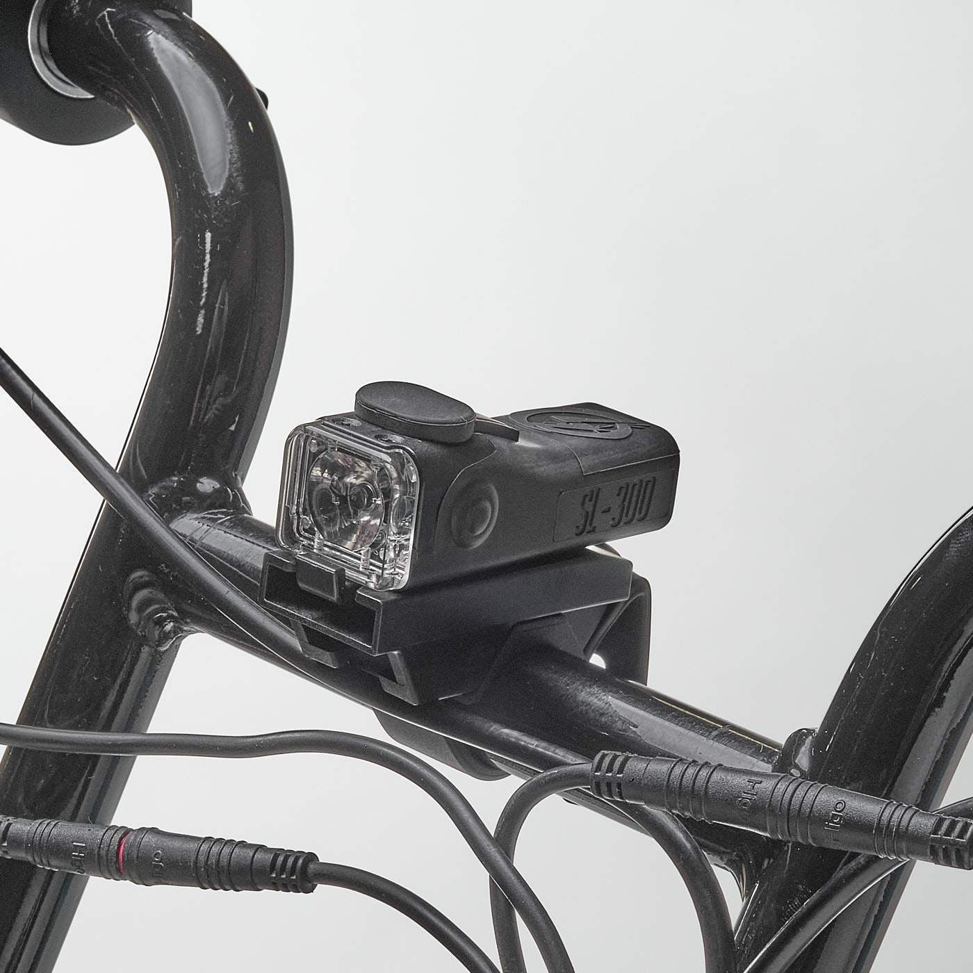 SL-300 Bike Headlight - REVRides