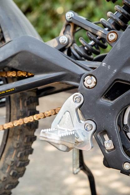 Sur Ron / E Ride Pro SS Billet Peg Brackets Kit With Kickstand Option