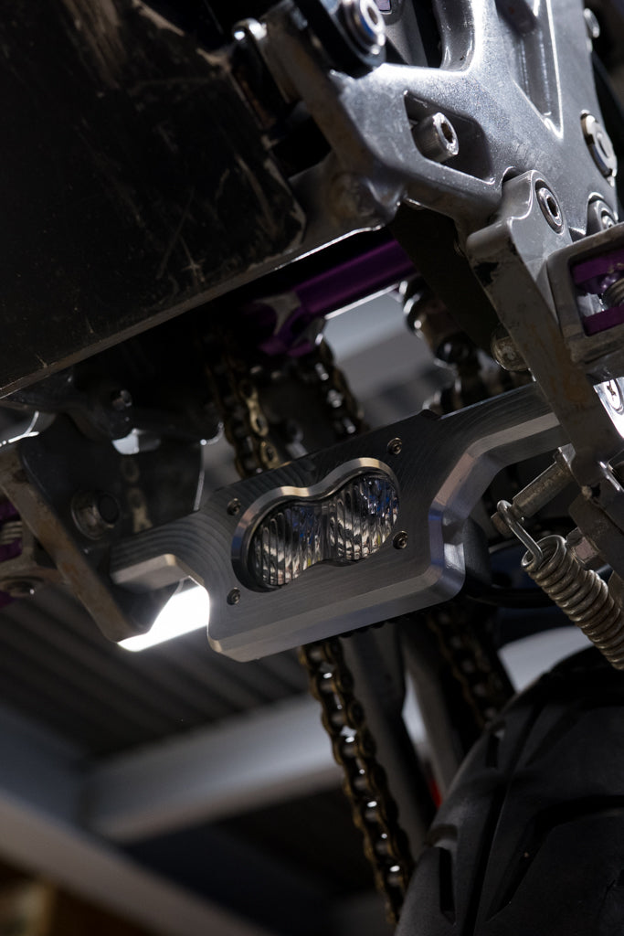 Lift Light Wheelie Headlight Peg Brace | E-Moto