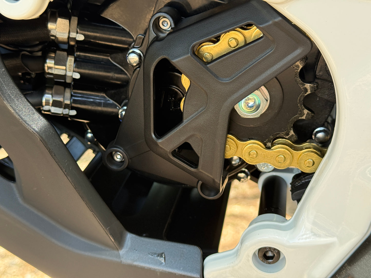 SRPNT Z27 Electric Dirt Bike by Throne | Mid-Size Performance E-Moto