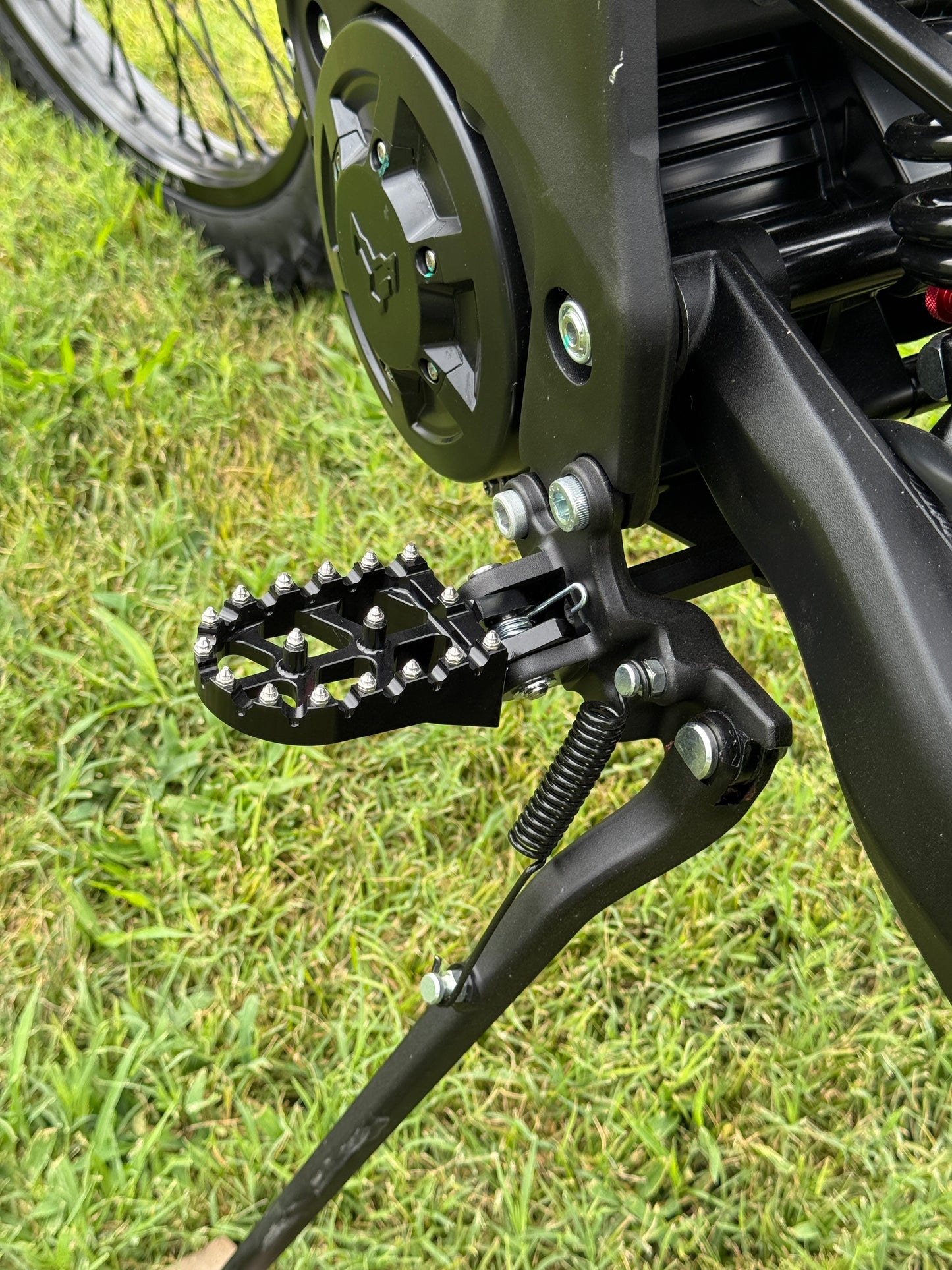 Arctic Leopard XE Pro R | 74v 60ah 26.5kW | Enduro E-Moto