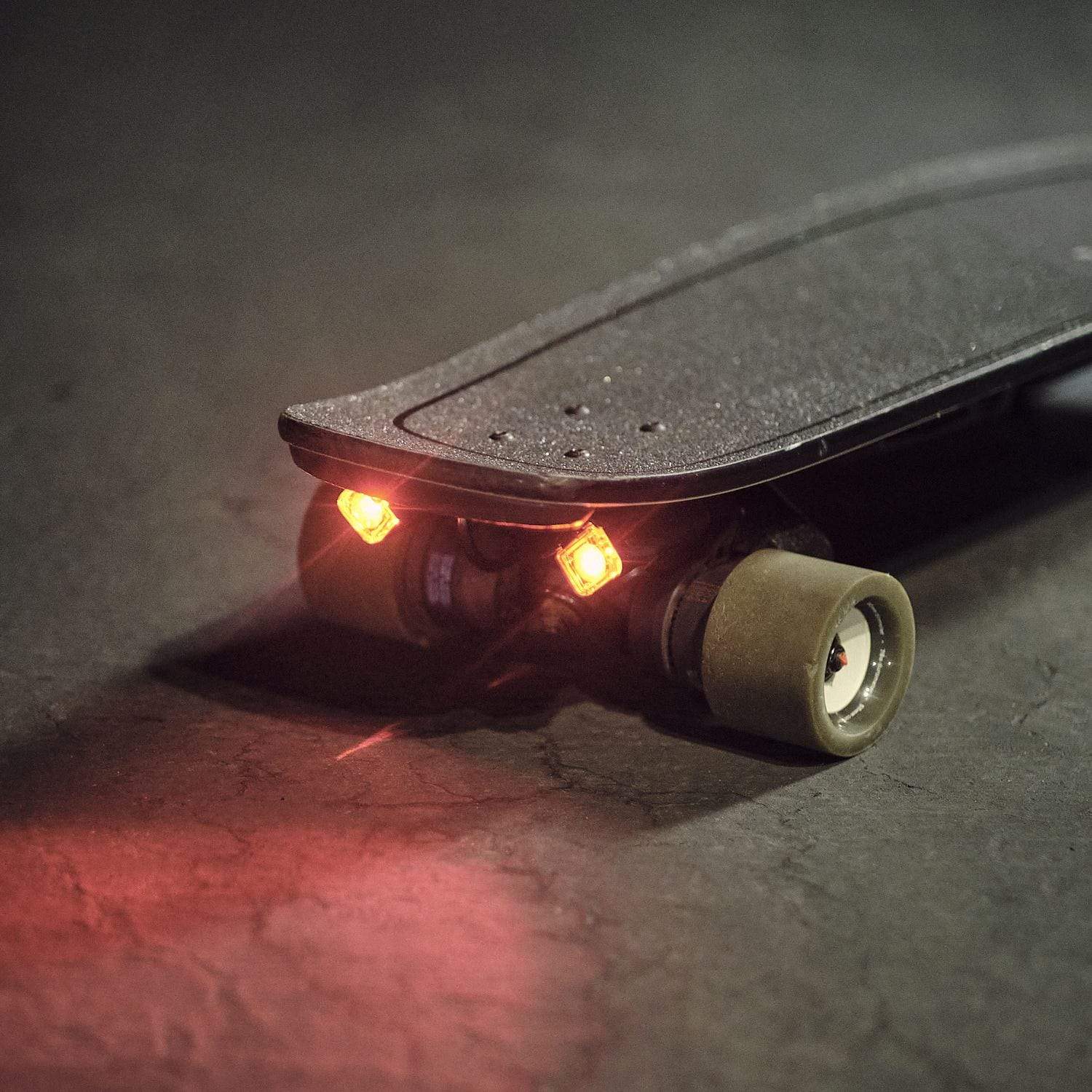 Skateboard Tail Lights - REVRides