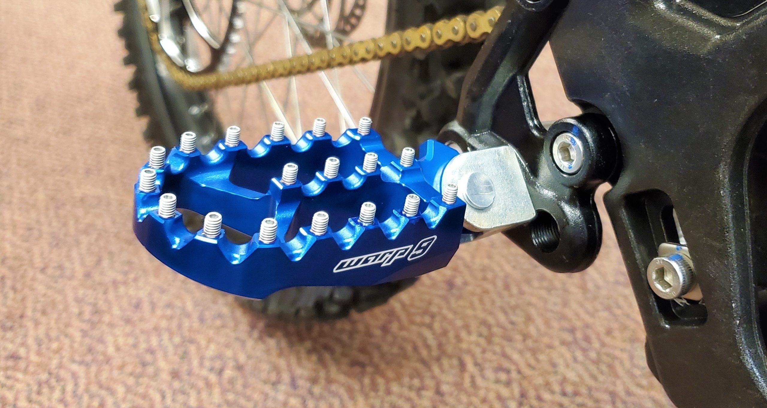 Bike Peg Spring Foot Pegs by Warp 9 | E-ride pro, Surron Light bee, 79 bike – REVRides